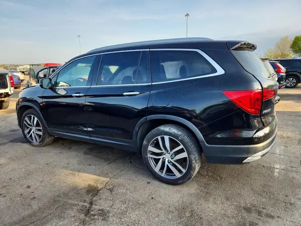 5FNYF6H08GB072942 2016 HONDA PILOT - Image 2