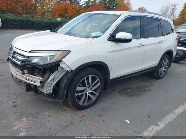 5FNYF6H08HB000589 2017 HONDA PILOT - Image 2