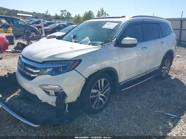 5FNYF6H08HB002620 2017 HONDA PILOT - Image 2