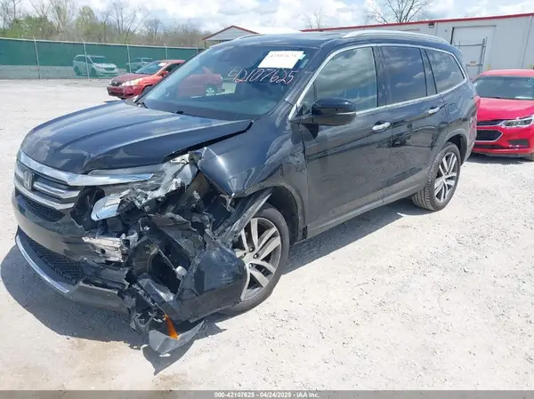 5FNYF6H08HB021930 2017 HONDA PILOT - Image 2