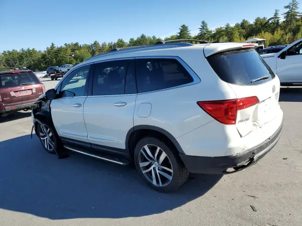 5FNYF6H08HB028022 2017 HONDA PILOT - Image 2