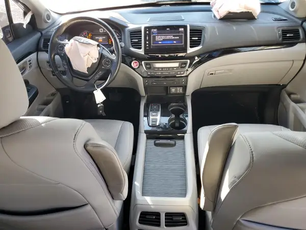 5FNYF6H08HB035438 2017 HONDA PILOT - Image 8