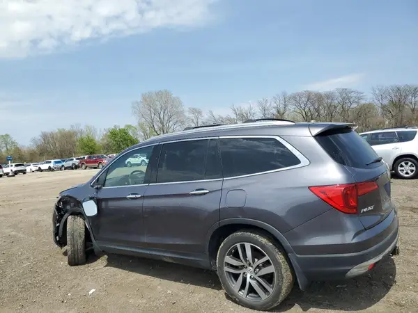 5FNYF6H08HB049081 2017 HONDA PILOT - Image 2
