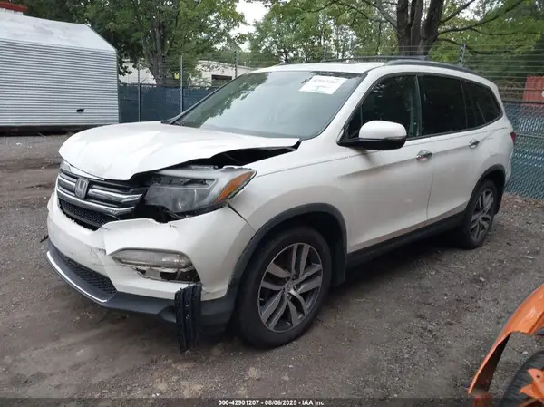 5FNYF6H08HB050036 2017 HONDA PILOT - Image 2