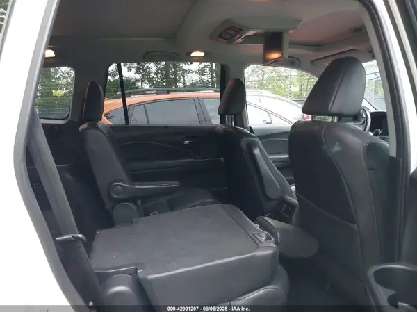 5FNYF6H08HB050036 2017 HONDA PILOT - Image 8