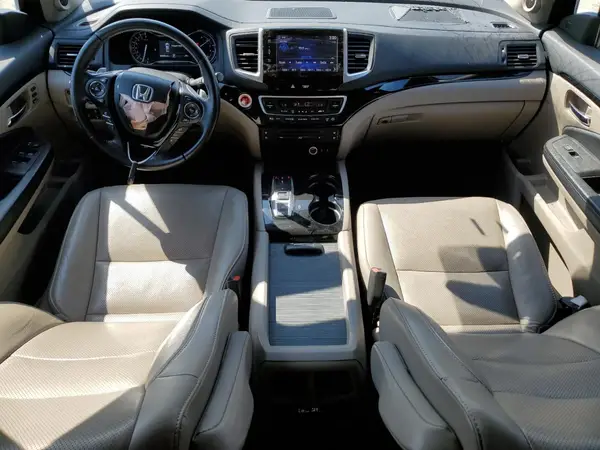 5FNYF6H08HB063420 2017 HONDA PILOT - Image 8