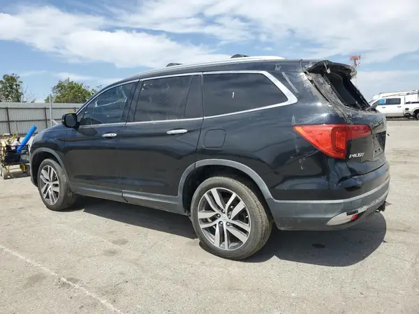 5FNYF6H08HB074241 2017 HONDA PILOT - Image 2