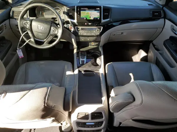 5FNYF6H08HB081710 2017 HONDA PILOT - Image 8