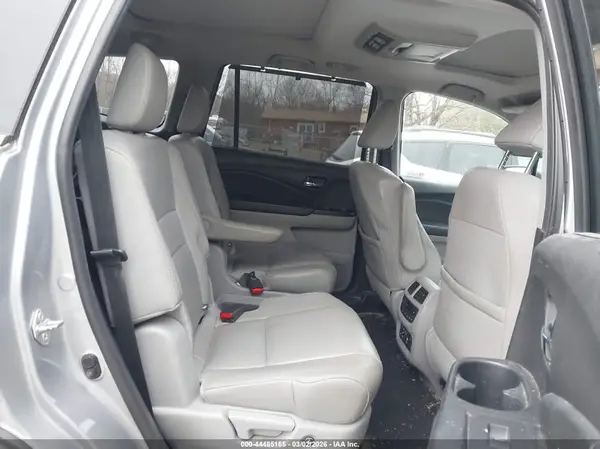 5FNYF6H08HB094456 2017 HONDA PILOT - Image 8