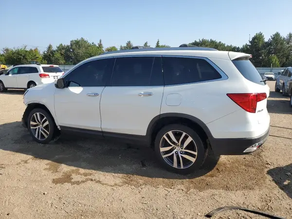 5FNYF6H08HB094697 2017 HONDA PILOT - Image 2