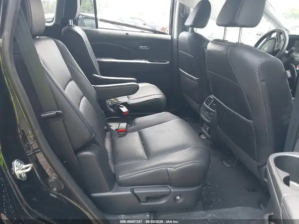 5FNYF6H08HB100305 2017 HONDA PILOT - Image 8