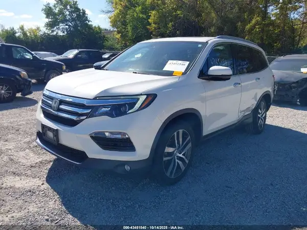5FNYF6H08HB105293 2017 HONDA PILOT - Image 2