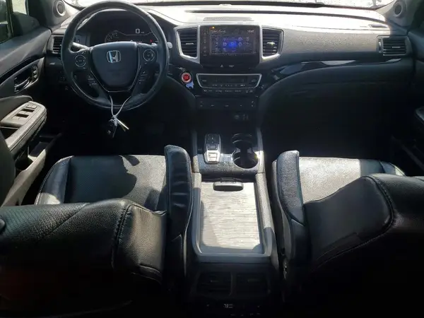 5FNYF6H08JB038393 2018 HONDA PILOT - Image 8