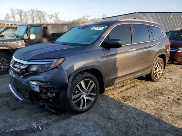 5FNYF6H08JB067425 2018 HONDA PILOT - Image 1