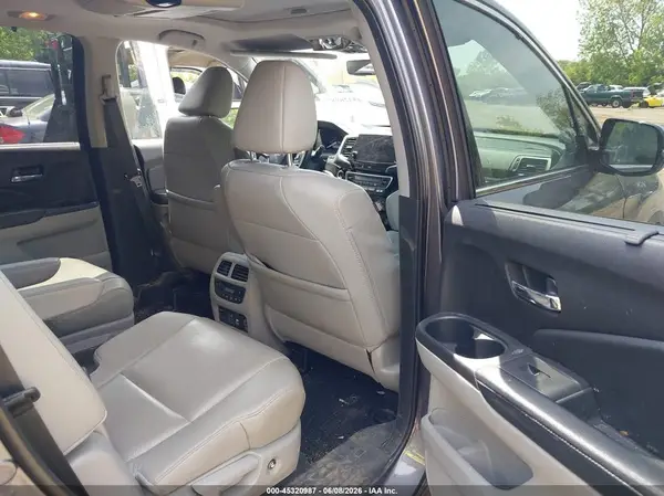 5FNYF6H08KB015763 2019 HONDA PILOT - Image 8