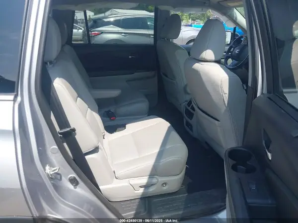 5FNYF6H08KB025449 2019 HONDA PILOT - Image 8