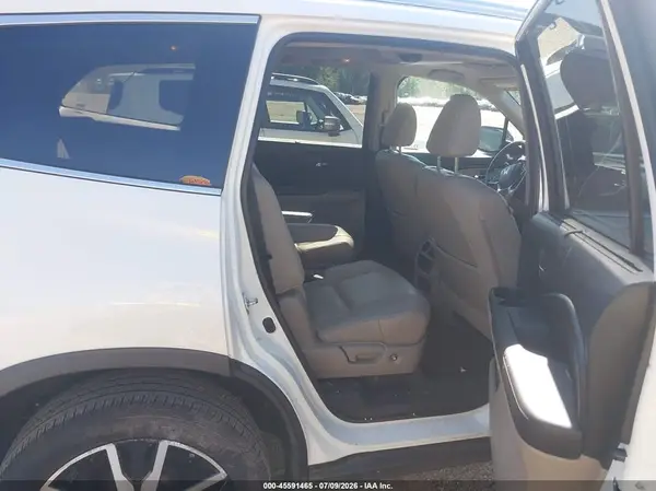 5FNYF6H08KB029579 2019 HONDA PILOT - Image 8