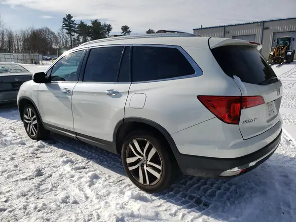 5FNYF6H09GB084856 2016 HONDA PILOT - Image 2