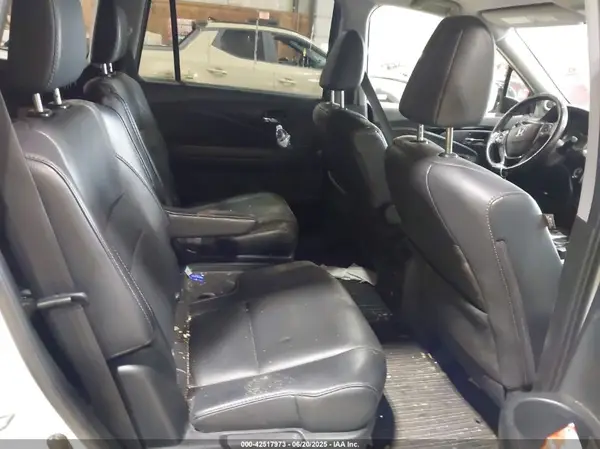 5FNYF6H09HB016347 2017 HONDA PILOT - Image 8
