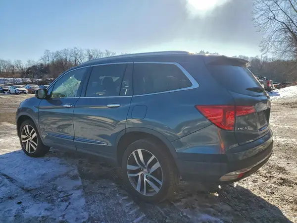 5FNYF6H09HB020639 2017 HONDA PILOT - Image 2