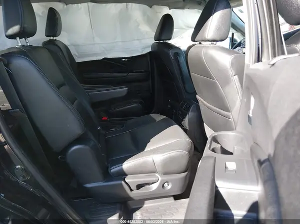 5FNYF6H09HB035898 2017 HONDA PILOT - Image 8
