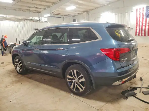 5FNYF6H09HB041314 2017 HONDA PILOT - Image 2