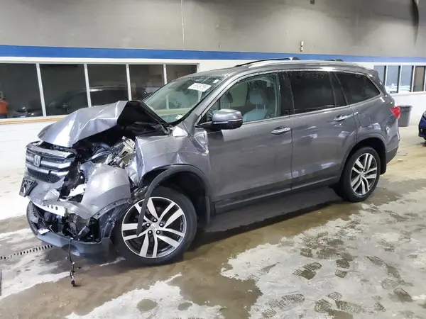 5FNYF6H09HB048442 2017 HONDA PILOT - Image 1