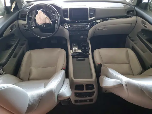 5FNYF6H09HB049073 2017 HONDA PILOT - Image 8