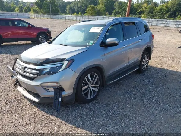 5FNYF6H09HB064057 2017 HONDA PILOT - Image 2