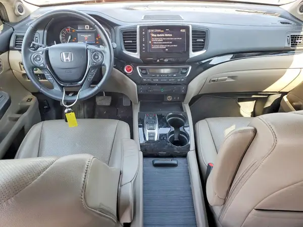 5FNYF6H09HB065483 2017 HONDA PILOT - Image 8