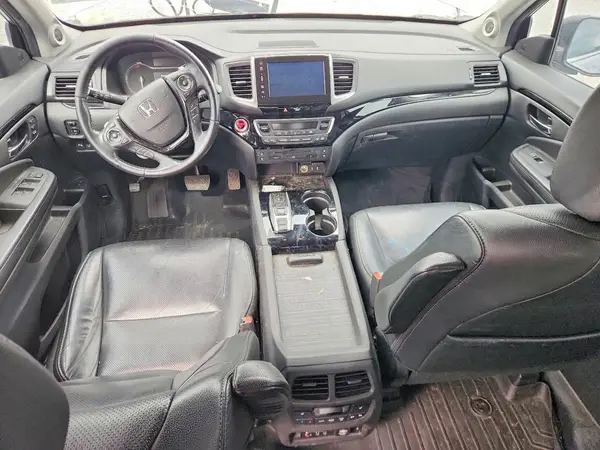 5FNYF6H09HB069114 2017 HONDA PILOT - Image 8