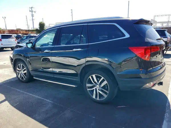 5FNYF6H09HB100264 2017 HONDA PILOT - Image 2