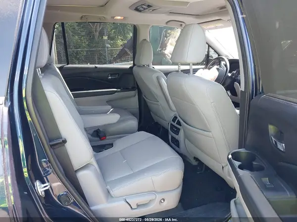 5FNYF6H09HB104735 2017 HONDA PILOT - Image 8