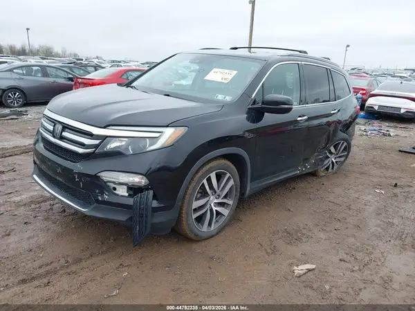 5FNYF6H09JB007475 2018 HONDA PILOT - Image 2