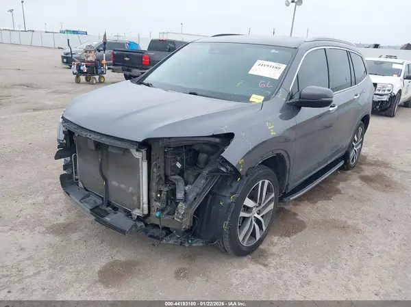5FNYF6H09JB039245 2018 HONDA PILOT - Image 2