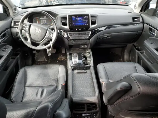 5FNYF6H09JB047068 2018 HONDA PILOT - Image 8