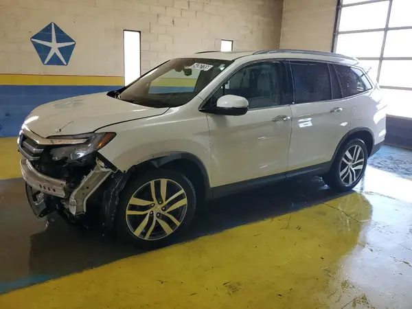5FNYF6H09JB061147 2018 HONDA PILOT - Image 1