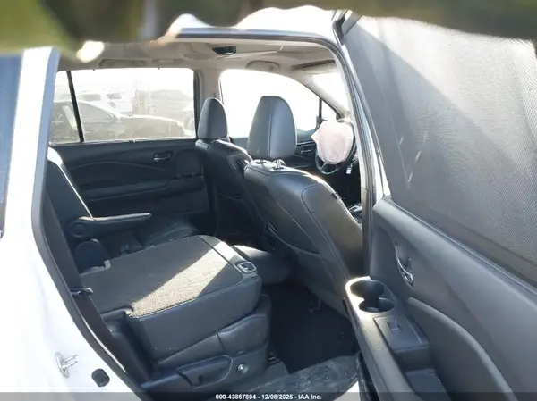 5FNYF6H09KB055155 2019 HONDA PILOT - Image 8