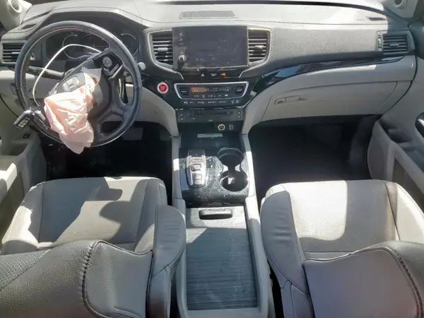 5FNYF6H09KB057259 2019 HONDA PILOT - Image 8