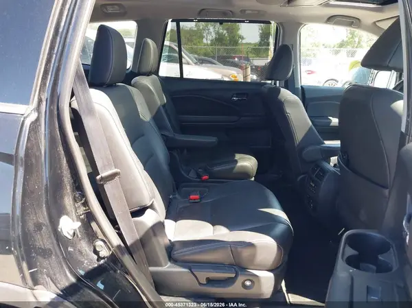 5FNYF6H09LB008984 2020 HONDA PILOT - Image 8