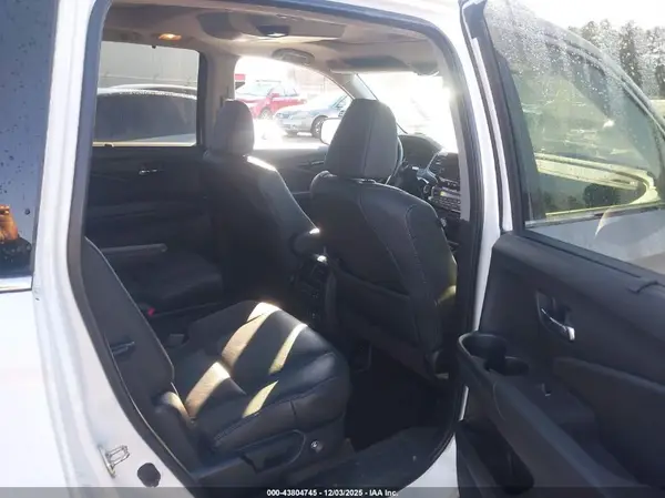 5FNYF6H09LB026532 2020 HONDA PILOT - Image 8
