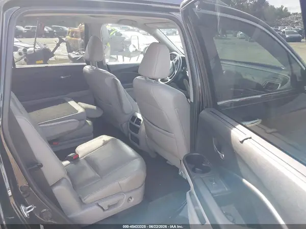 5FNYF6H0XGB105424 2016 HONDA PILOT - Image 8
