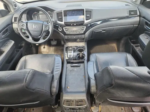 5FNYF6H0XHB005762 2017 HONDA PILOT - Image 8