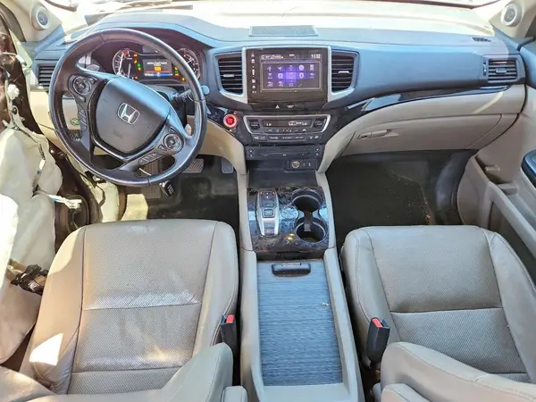 5FNYF6H0XHB018835 2017 HONDA PILOT - Image 8