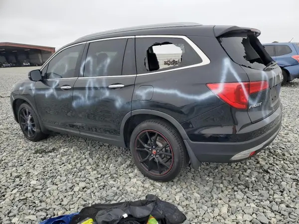 5FNYF6H0XHB019211 2017 HONDA PILOT - Image 2