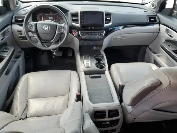 5FNYF6H0XHB024974 2017 HONDA PILOT - Image 8
