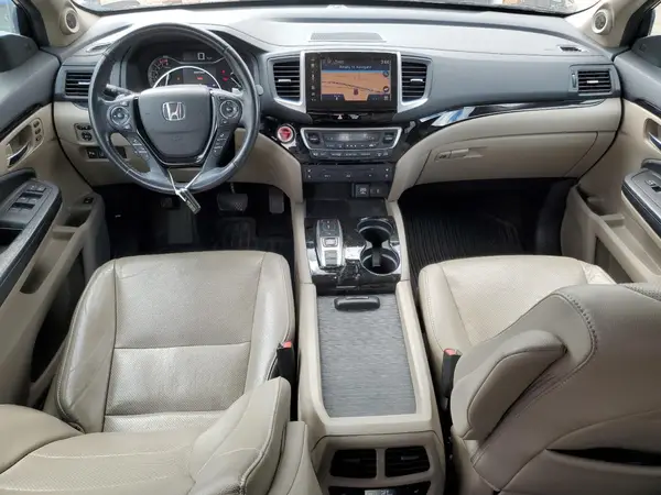 5FNYF6H0XHB028720 2017 HONDA PILOT - Image 8