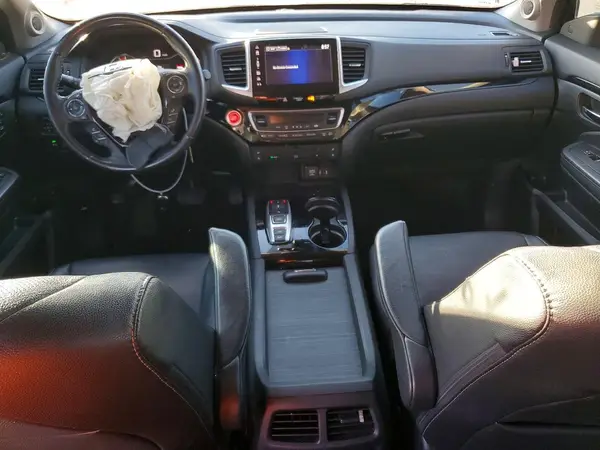 5FNYF6H0XHB035893 2017 HONDA PILOT - Image 8