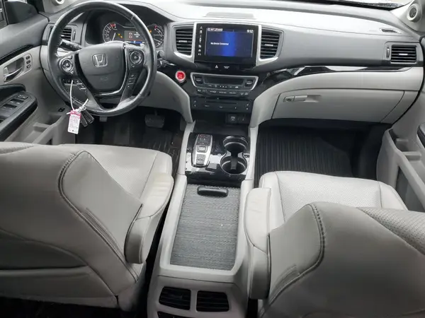 5FNYF6H0XHB040799 2017 HONDA PILOT - Image 8