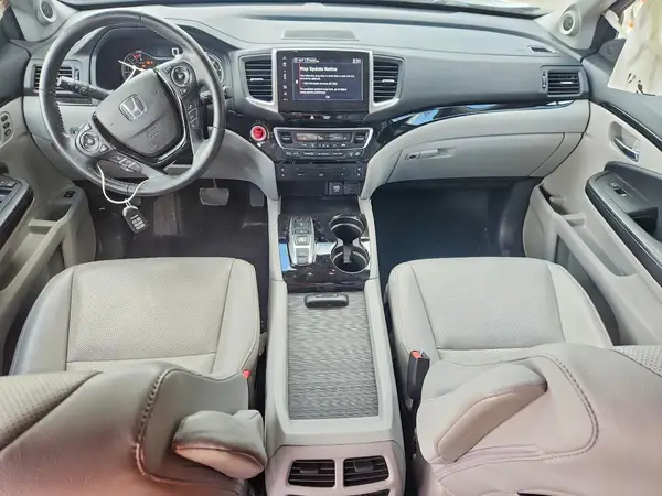 5FNYF6H0XHB041290 2017 HONDA PILOT - Image 8